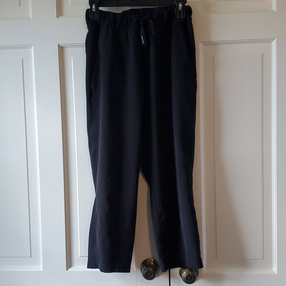 LULULEMON ATLETICA BLACK DRAWSTRING PANTS SIZE 6